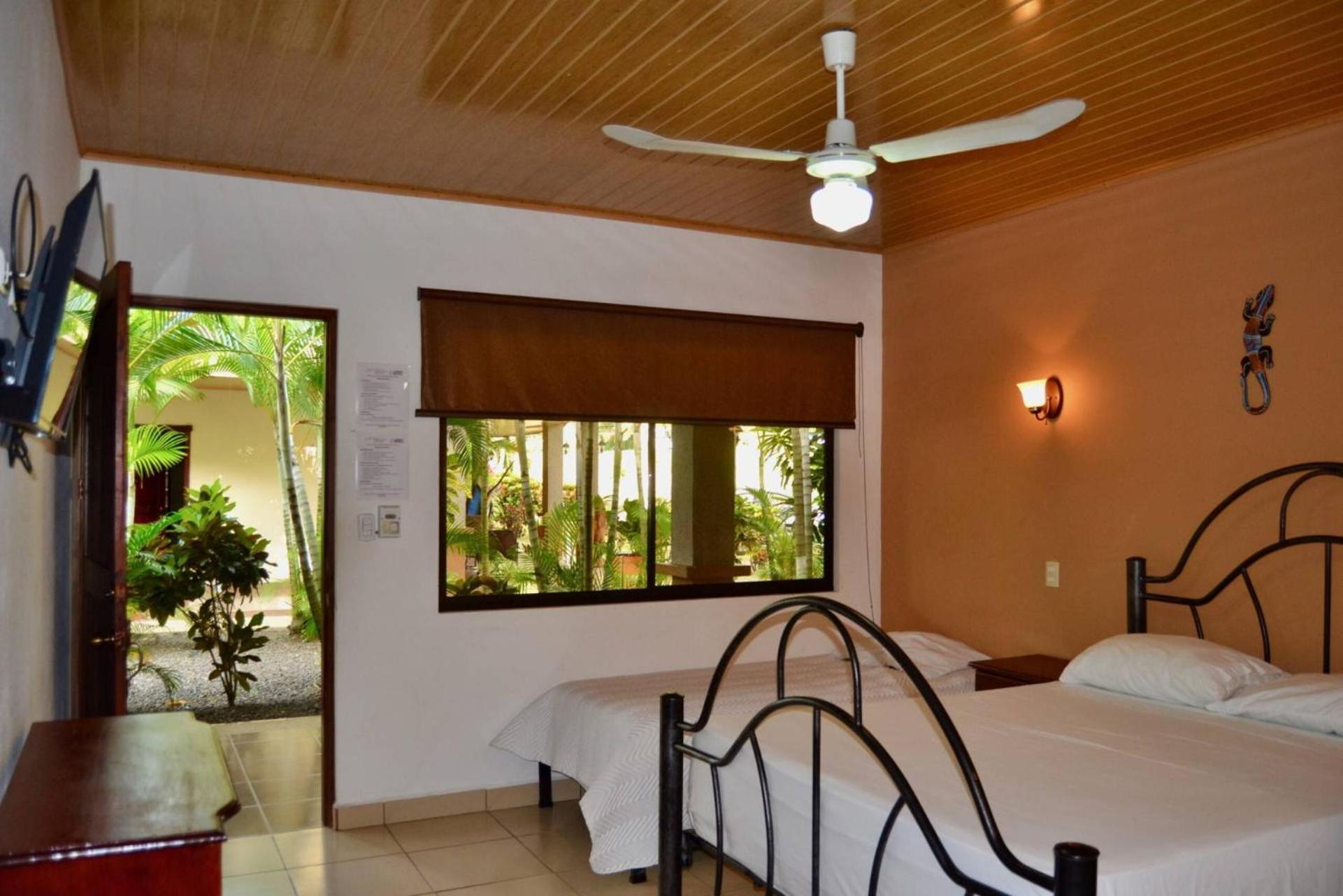 Hotel D'Lucia - Quebrada Ganado, Jaco, Costa Rica Exterior photo